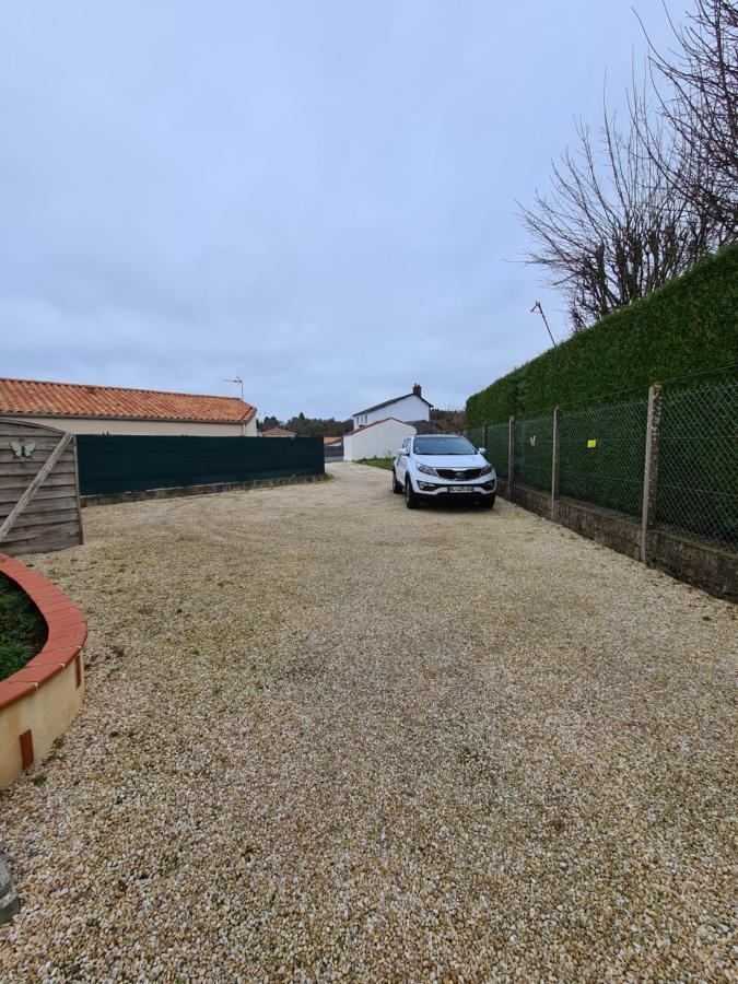 Gîte le Vallon à Chambretaud, 5 min du Puy du Fou Exterior foto